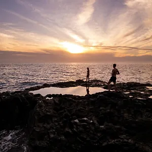 natural-pools-and-sunset-casa-el-banco.in-canary-islands.com/